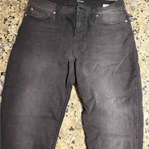 Hudson Jeans - women’s Charcoal Relaxed Fit. - Nico midrise super skinny ankle